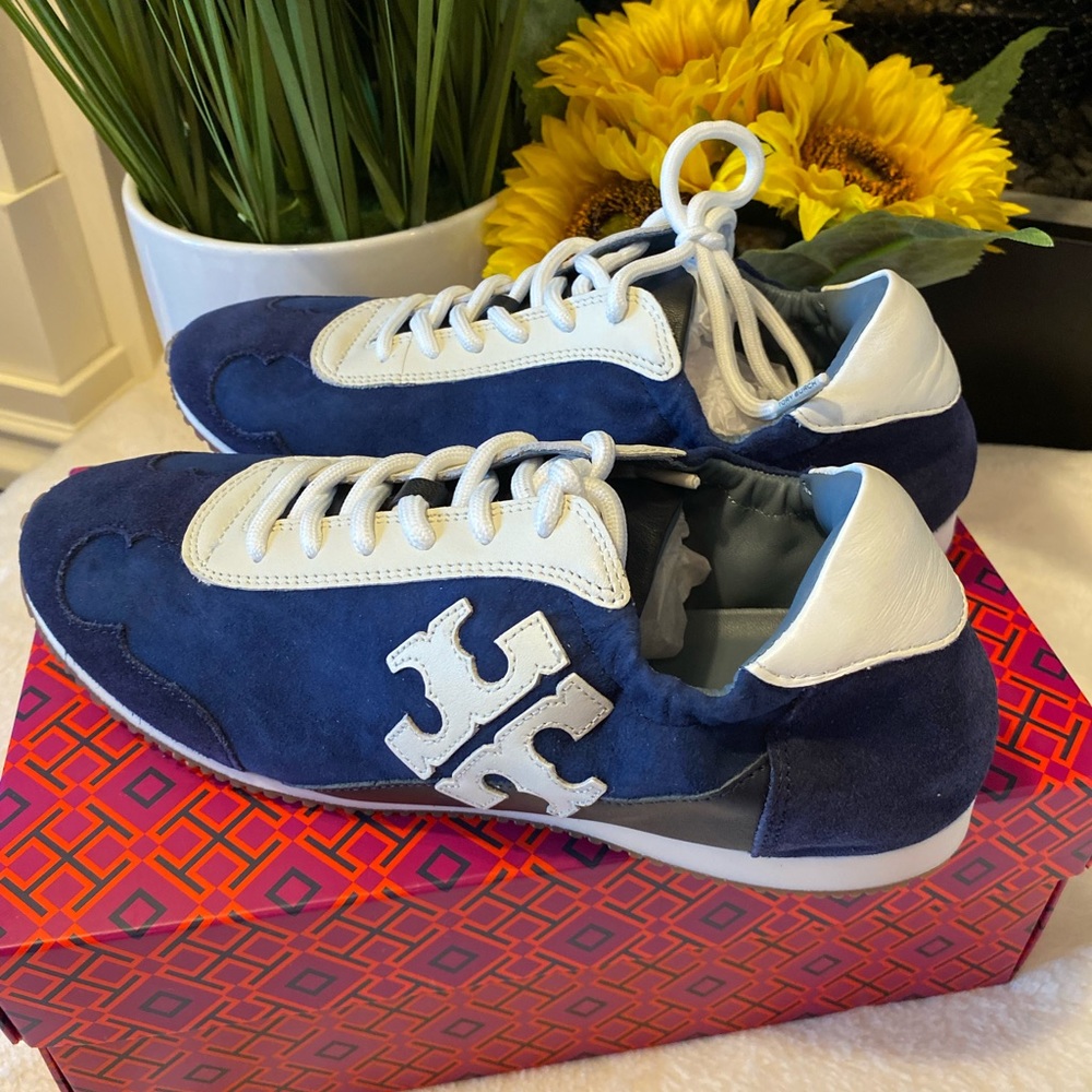 Tory Burch leather sneaker